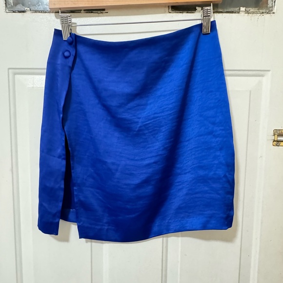 Meshki Dresses & Skirts - Brand New Meshki Satin Slit Skirt - Blue - Size Medium